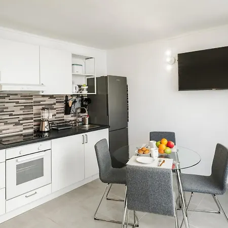 Lanzahost Carmenes Dreams Apartment